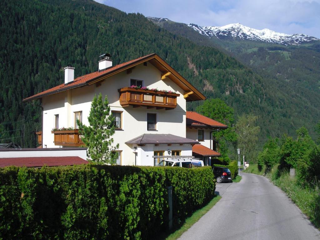 Haus Gruenbacher Lienz Buitenkant foto